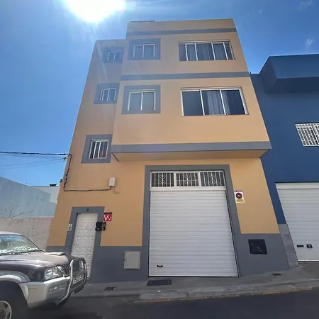 Acogedor Atico Con Terraza En * 拉拉古纳